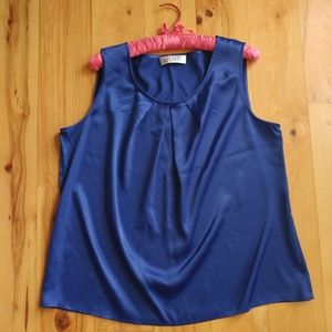 Sleeveless top